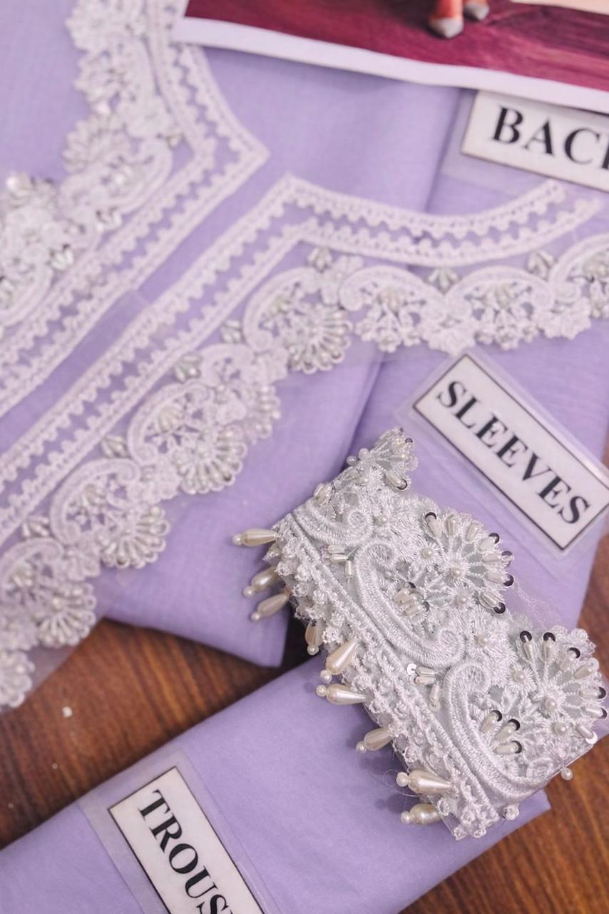 ✨ Baroque New Arrival – Un Stitched 3Pc Decent Chiffon Dress ✨JPO 1001